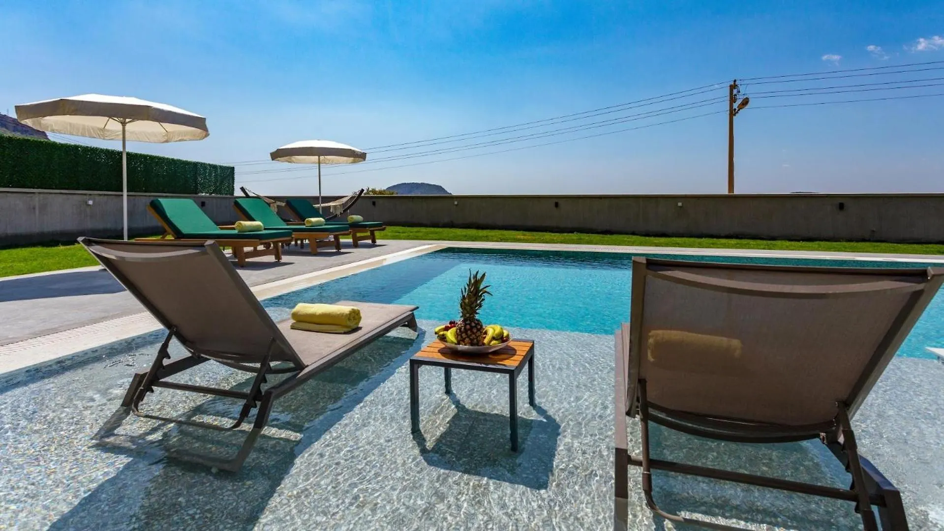 Oludeniz 4 Bedroom Villa - 9318 Fethiye
