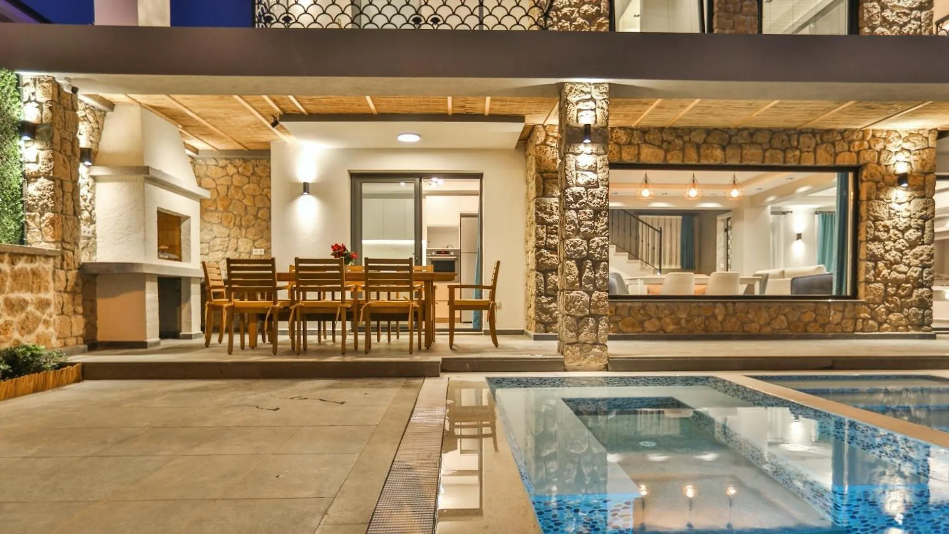 Oludeniz 4 Bedroom Villa - 9318 Fethiye