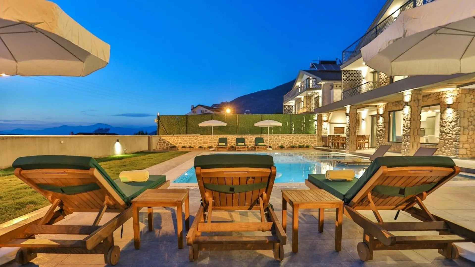 Oludeniz 4 Bedroom Villa - 9318 Fethiye